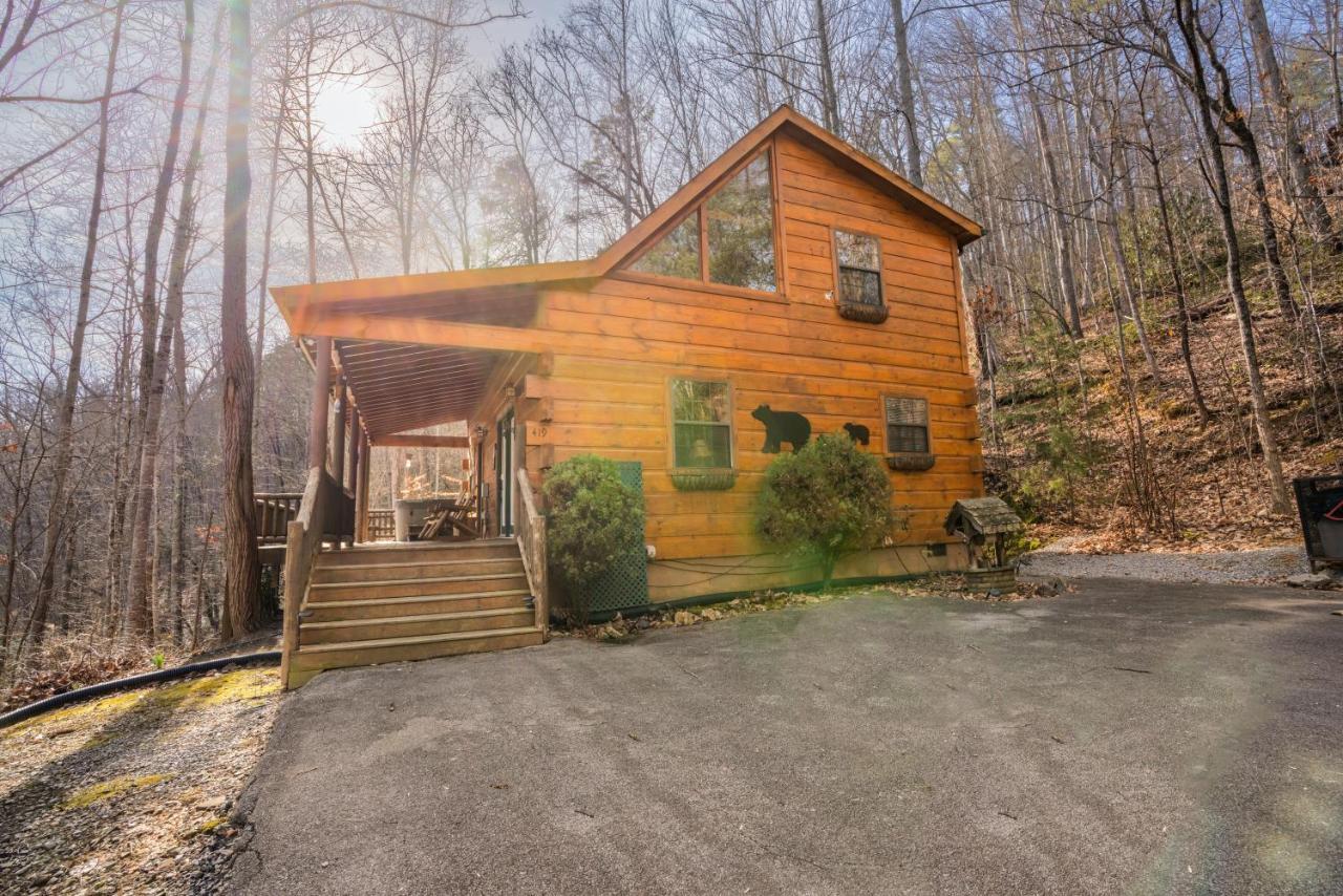 פיג'ן פורג' Moonshine Ridge Cabin With Hot Tub And Fire Pit מראה חיצוני תמונה